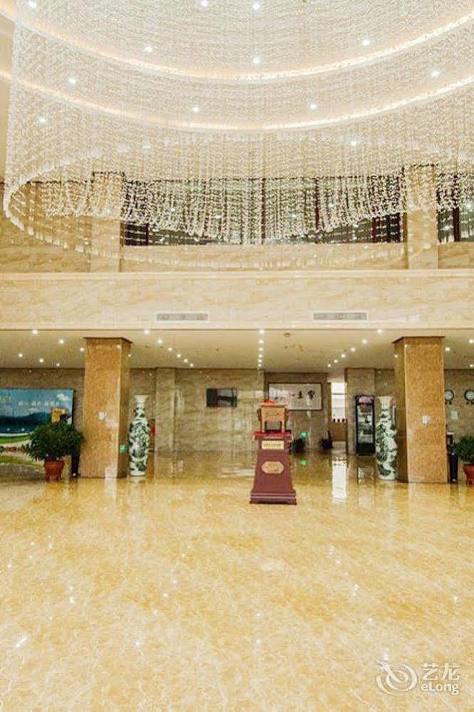 Splendid Oriental Business Hotel Tientsin Esterno foto