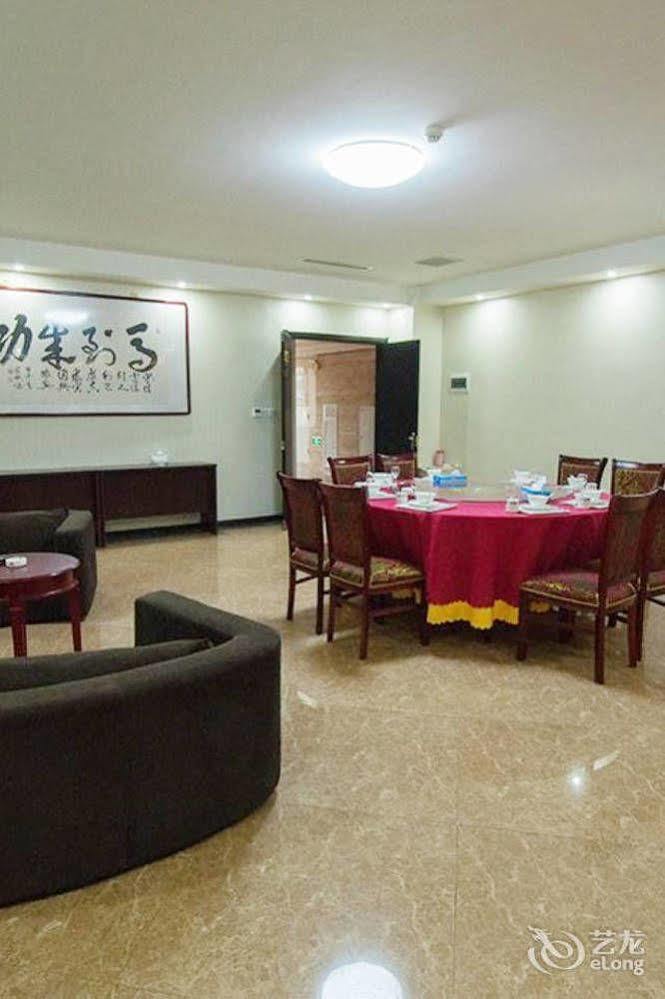 Splendid Oriental Business Hotel Tientsin Esterno foto