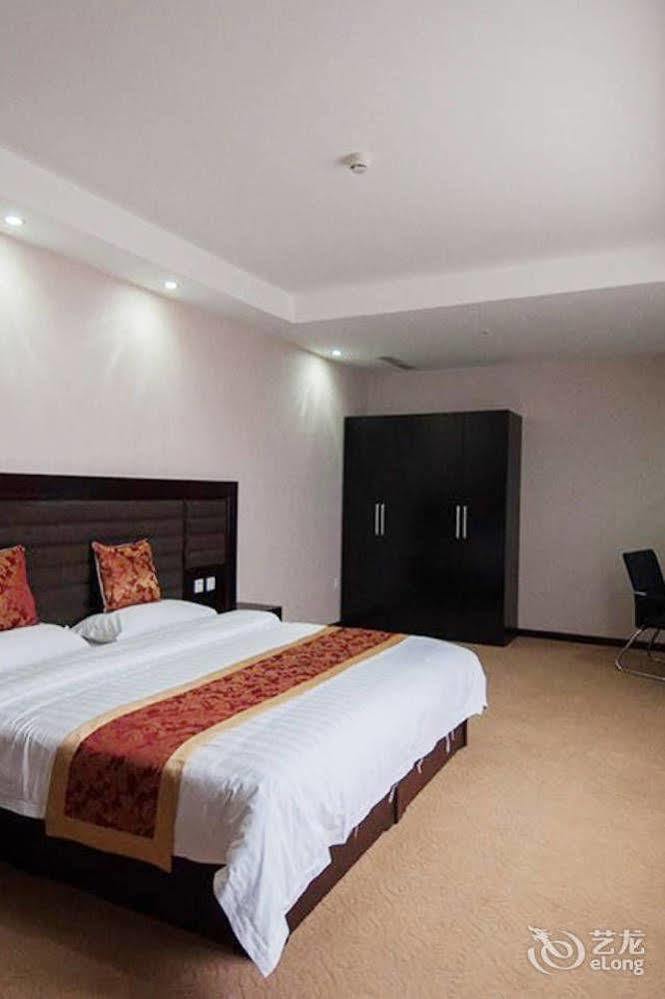 Splendid Oriental Business Hotel Tientsin Esterno foto
