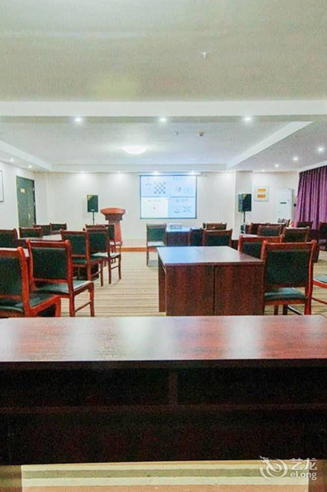 Splendid Oriental Business Hotel Tientsin Esterno foto